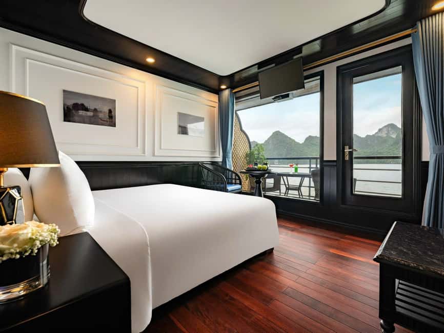 Hanoi: 2-Day Ha Long & Lan Ha Bay 5-Star Boat with Balcony - Kayaking and swimming at Tra Bau