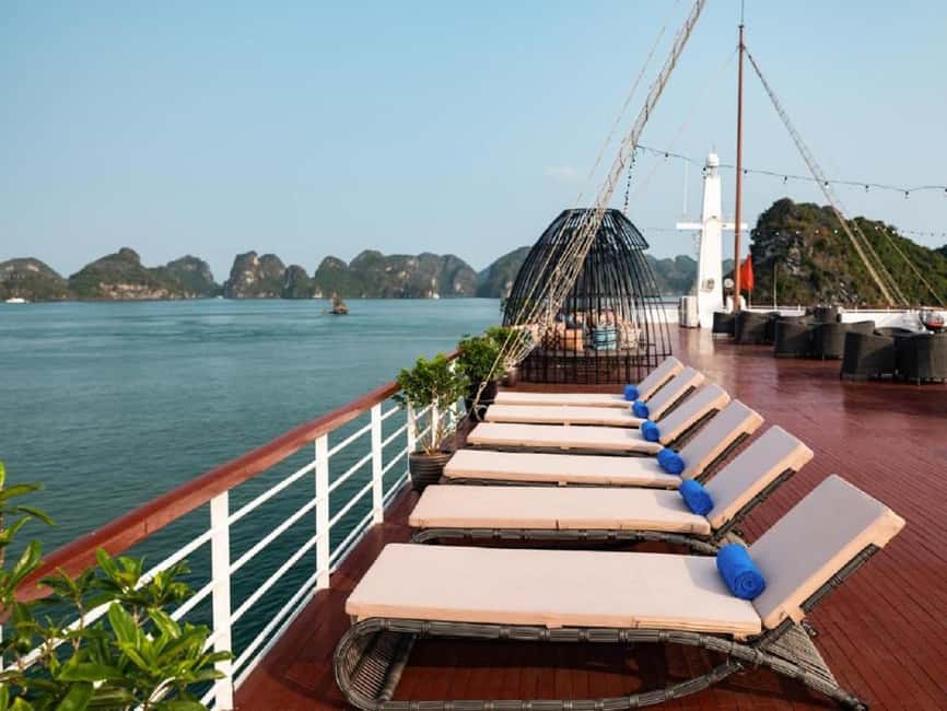 Hanoi: 2-Day Ha Long & Lan Ha Bay 5-Star Boat with Balcony - An early Tai Chi session and dawn on the bay
