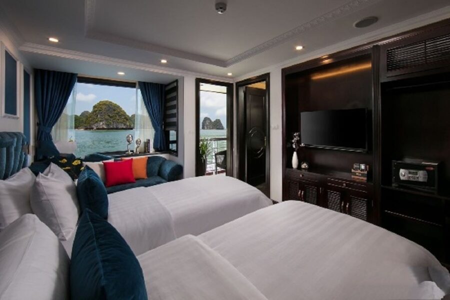 Hanoi: 3-Day Ha Long/Lan Ha Bay Cruise with Private Balcony - My verdict: book it for the bay, not just the cave