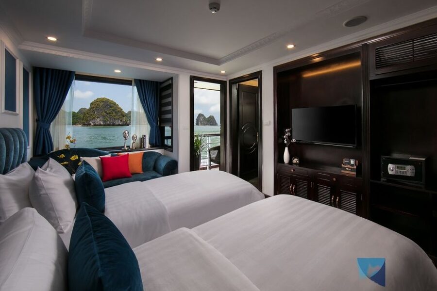 Hanoi: 3-Day Ha Long/Lan Ha Bay Cruise with Private Balcony - Who should book this cruise?