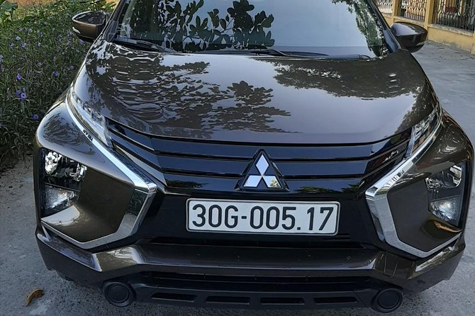 Hanoi Airport Private Arrival Transfer - Flight delays, passport control, and the key booking detail