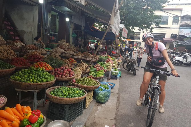 Hanoi: Amazing Morning with Bicycle - All Inclusive - Ba Dinh Square and Hanoi’s public life