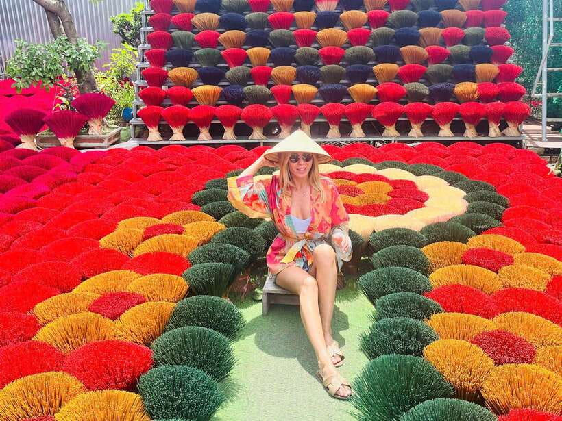 Hanoi: Artisan Tour with Incense, Hat-Making, or Ceramics - Chuong Conical Hat Village and your included souvenir