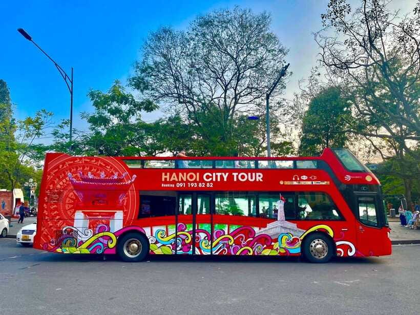Hanoi: Centuries of Highlights in 1 Hour by Open-Top Bus - Hanoi Flag Tower and the Imperial Citadel