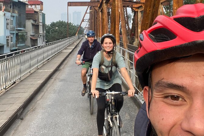 Hanoi City Bike Tour through Banana Island & Food Tasting - What this Hanoi bike tour is really like