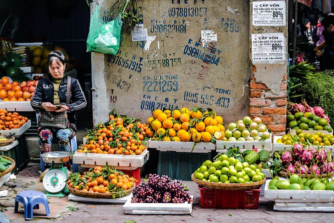 Hanoi City Full-Day Tour with lunch - Walking through the Temple of Literature