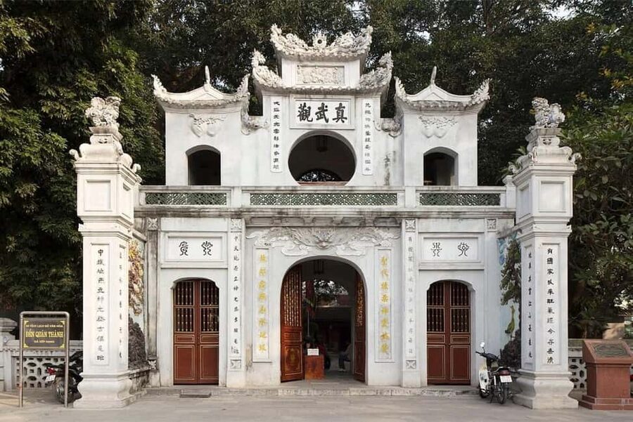 Hanoi City Highlights Walking Tour – Landmarks & History - Two ways to see Hanoi’s main sights