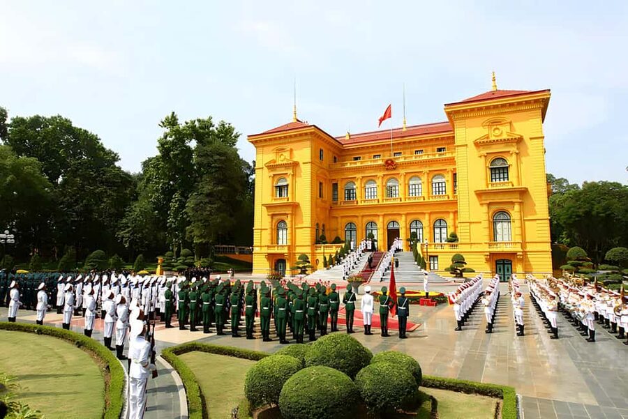 Hanoi City Highlights Walking Tour – Landmarks & History - Vietnamese art from ancient to modern
