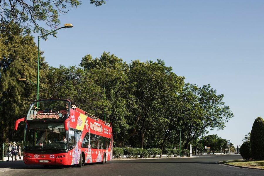 Hanoi: City Sightseeing Hop-On Hop-Off Bus Tour - Why this bus works well on a first Hanoi morning