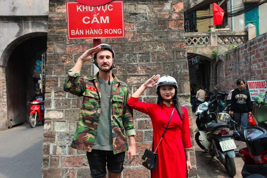 Hanoi: City Sightseeing Motorbike Tour - Local food, pho, and Hanoi egg coffee