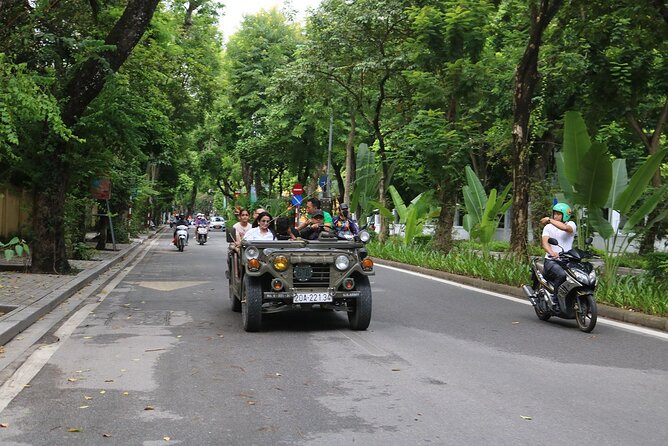 Hanoi City Tour Highlight, Train Street Combine visit Countryside - Van Nien Pagoda and the northern view over Hanoi