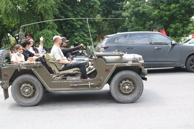 Hanoi City Tour Highlight, Train Street Combine visit Countryside - Starting in the Old Quarter and French Quarter