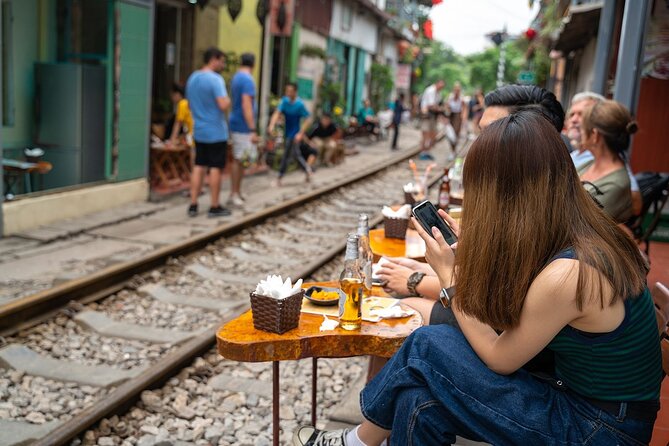 Hanoi City Tour: Private Half-Day Customized with Train Street - Tran Quoc Pagoda: A Calm Start Beside West Lake