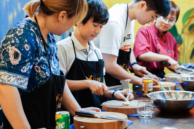 Hanoi Cooking Class: Market Tour, Free Liquor & Coffee Tasting - Coffee tasting and homemade local wine