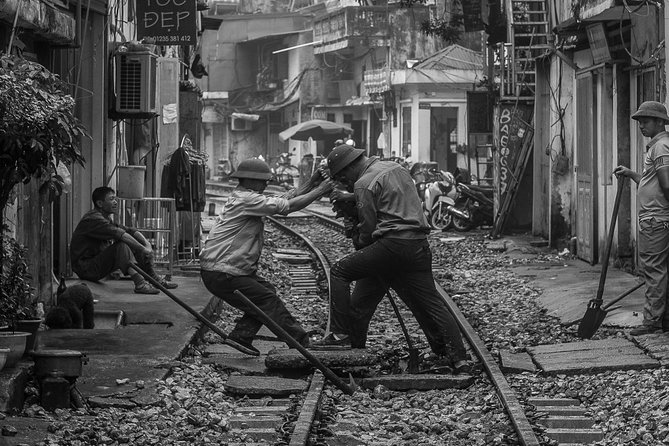 Hanoi Explorer Photo Tour - Learning portraits, scenes, and street technique