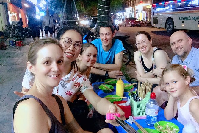 Hanoi Food Tours in Hanoi Old Quarter (Small Group/Private) - The value of eating on small plastic chairs