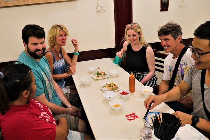 HaNoi Foodie Tour - Mini Class Coffee - The guide makes the difference