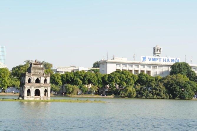 Hanoi French Quarter: Coffee and Stories - Hoan Kiem Lake and the story of Turtle Tower