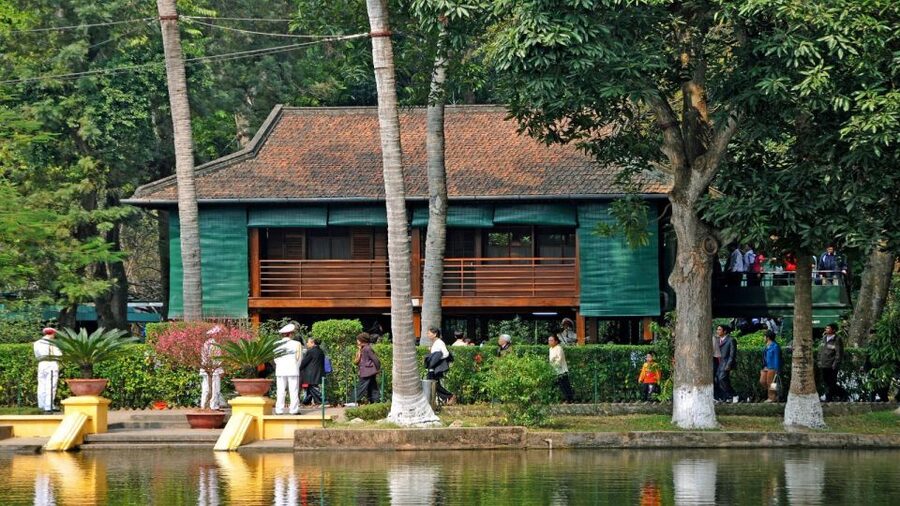 Hanoi: Full-Day City Tour and Water Puppet Show - Transport, group size, and the pace of the day
