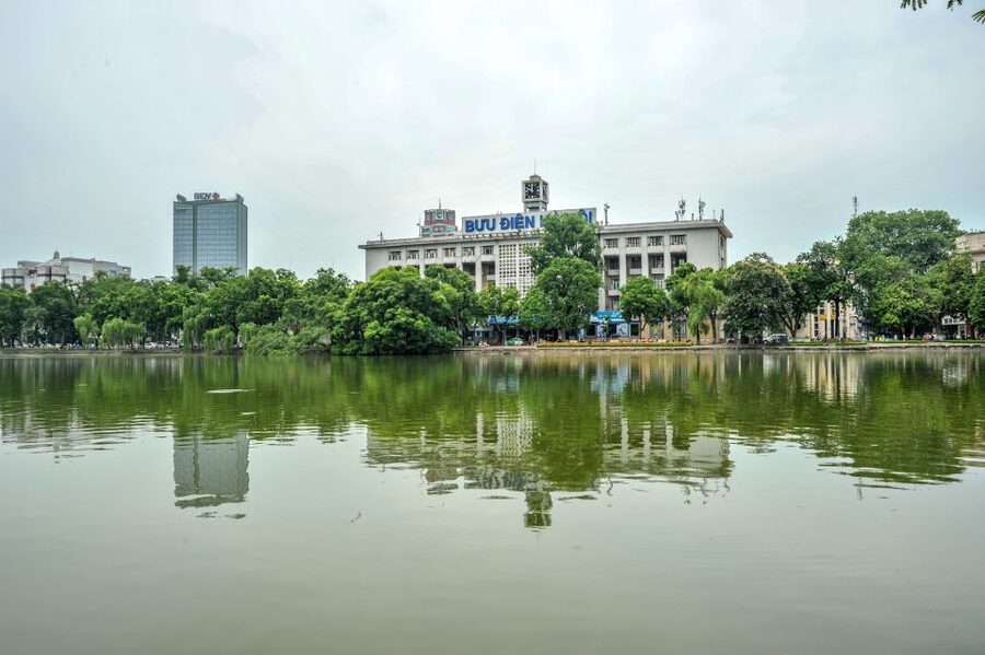 Hanoi: Full-Day City Tour with Lunch and Optional Extras - Hoa Lo Prison, the most affecting stop