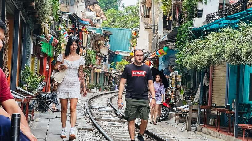 Hanoi: Guided Food Tour with Train Street Visit - Banh Mi delivers the biggest flavor in a small package