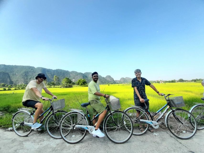 Hanoi: Guided Full-Day Hoa Lu, Trang An and Mua Cave Tour - Mua Cave and the 500 stone steps