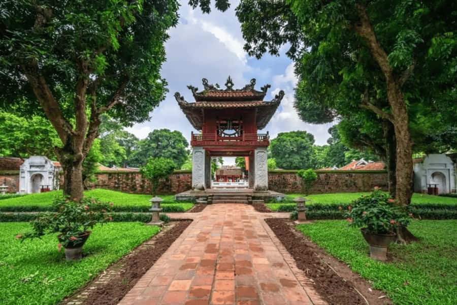 Hanoi: Half-Day City Tour with Thang Long Water Puppet Show - Who Will Get the Most From This Tour?