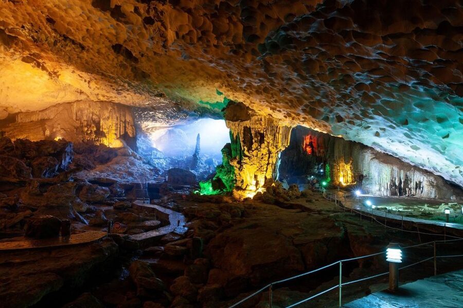 Hanoi: Halong Bay Day Trip with Titop Island, Cave, & Kayak - Sung Sot Cave And Its Stalagmites