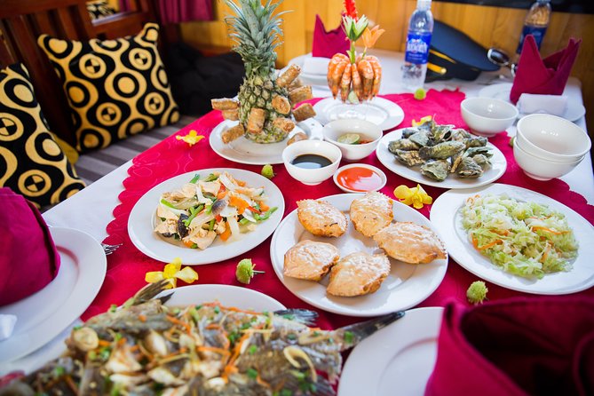Hanoi: Halong Bay Luxury Option – Titop, Surprise Cave, Kayak - Surprise Cave, the bay’s showpiece stop