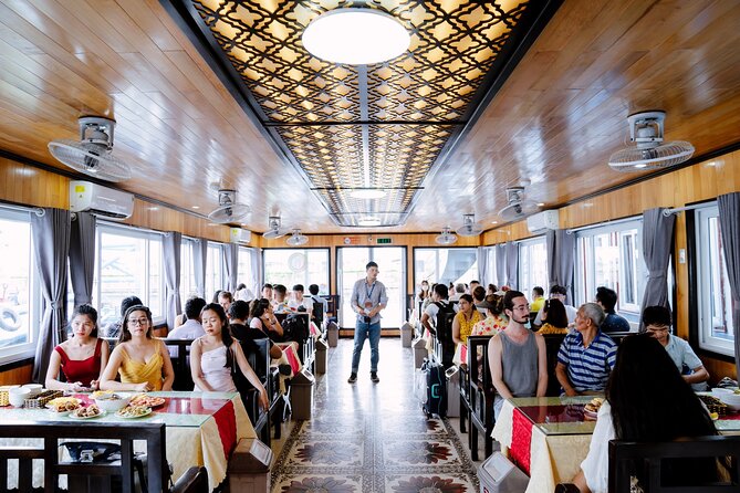 Hanoi: Halong Bay Luxury Option – Titop, Surprise Cave, Kayak - Luon Cave by kayak or bamboo boat