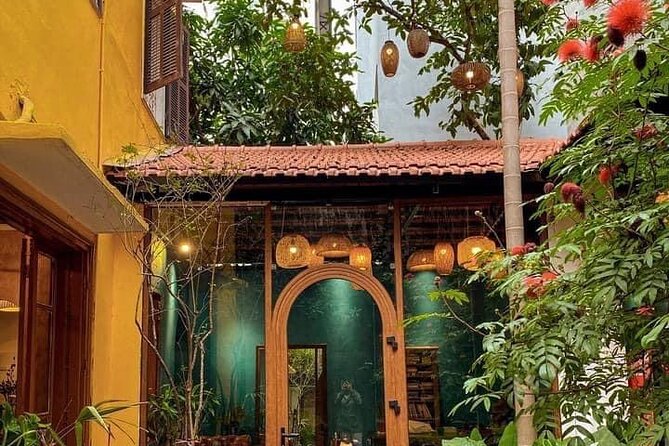 Hanoi: Handcrafted Wood Carving Workshop with Local Artisan - Making a souvenir with your own hands