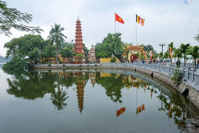 Hanoi Hidden Bites Premium Food Adventure - What the $35 price really includes