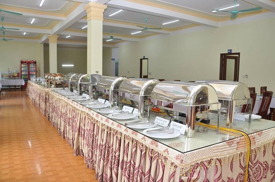 Hanoi: Hoa Lu, Trang An Caves & Mua Cave Day Trip and Lunch - The early departure from Hanoi