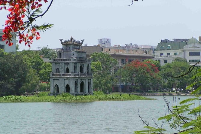 Hanoi in a day from Halong city - Riding a cyclo through the Old Quarter