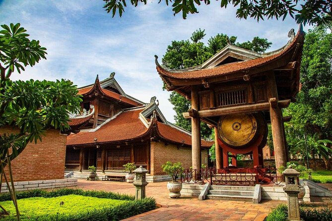 Hanoi Insight City Private Tour - Hoa Lo Prison, the most emotional stop