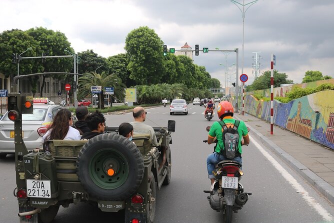 Hanoi Jeep City Tour combine Countryside Train Street, Hidden Gem - West Lake, the Old Quarter, and the French Quarter