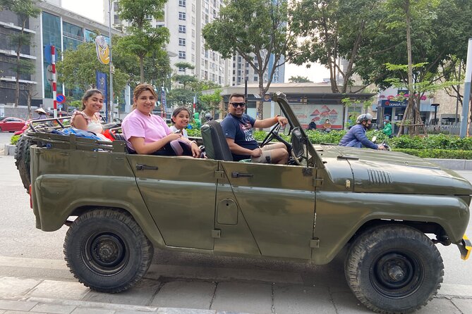 Hanoi Jeep Tour: City Highlights, Train St & Hidden Gems - Banana Island beside the Red River