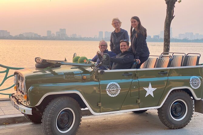 Hanoi Jeep Tour: Red River Countryside+ Backstreet+ Train-street - Train Street and the coffee stop