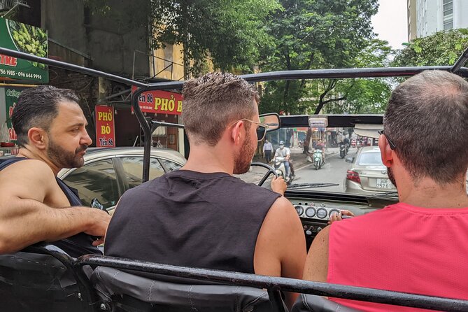 Hanoi Jeep Tours Led By Women: Hanoi City Jeep Tours Half Day - Huu Tiep Lake and the B-52 Victory Museum