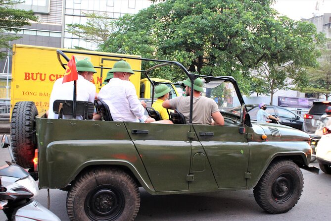 Hanoi Jeep Tours Led By Women: Hanoi Countryside Jeep Tours - Vietnamese food and a final stop near Truc Bach Lake