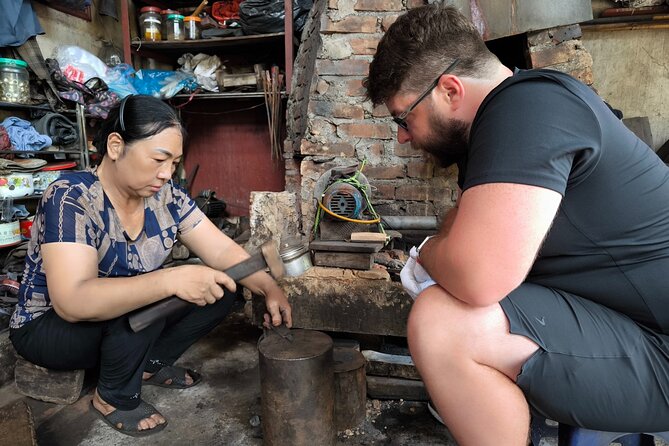 Hanoi Knife Making Traditional Workshop - Cutting and forging the hot metal