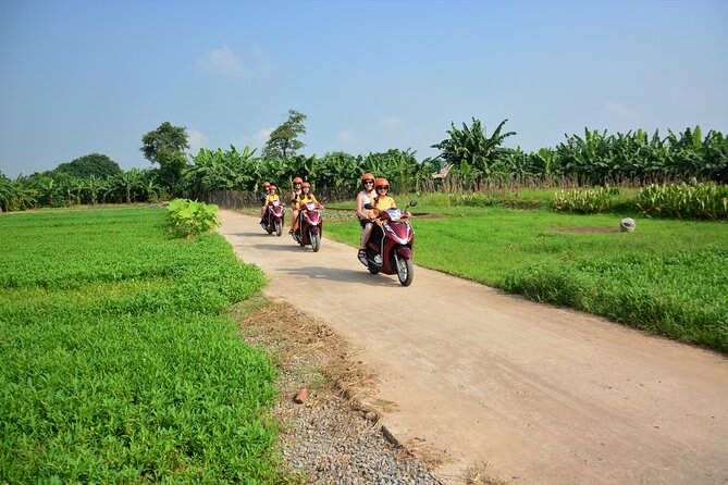 Hanoi Motorbike Led By Women: Hanoi Countryside Motorbike Tours - Bonsai gardens and a 200-year-old family home