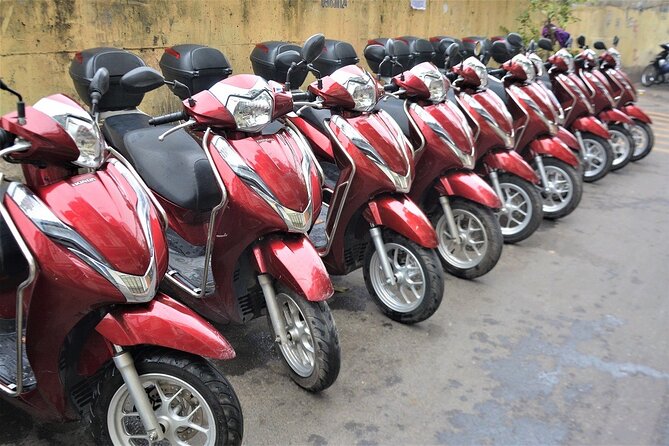 Hanoi Motorbike Tours Led By Women: Hanoi Outskirts & Rural Life - Vietnamese food, local drinks, and the return to Hanoi