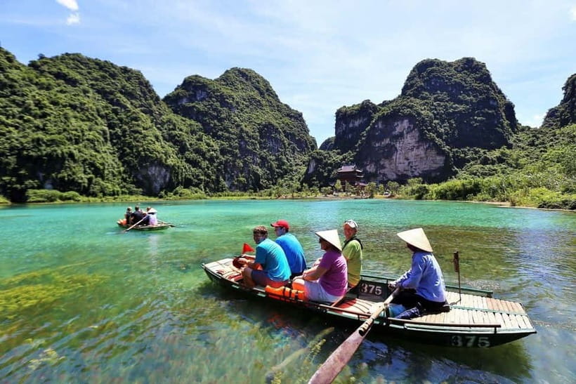 Hanoi: Ninh Binh, Bai Dinh/Hoa Lu, Trang An, & Mua Cave Tour - Bai Dinh Pagoda: big scale and Buddhist detail