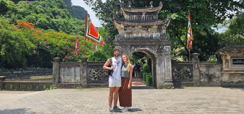 Hanoi: Ninh Binh- Hoa Lu - Trang An - Mua Cave - Best Seller - The optional bicycle ride through the countryside