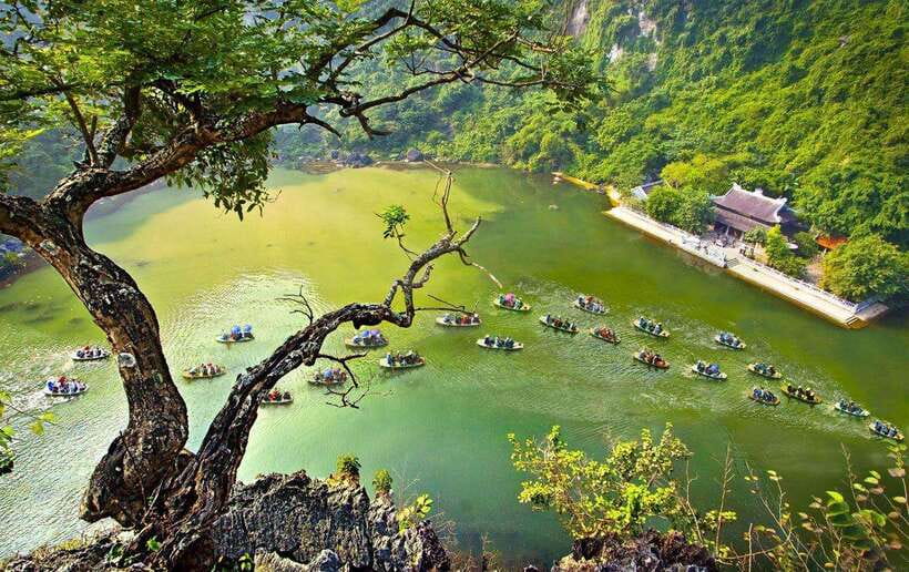 Hanoi: Ninh Binh- Hoa Lu - Trang An - Mua Cave - Best Seller - The early pickup from Hanoi’s Old Quarter