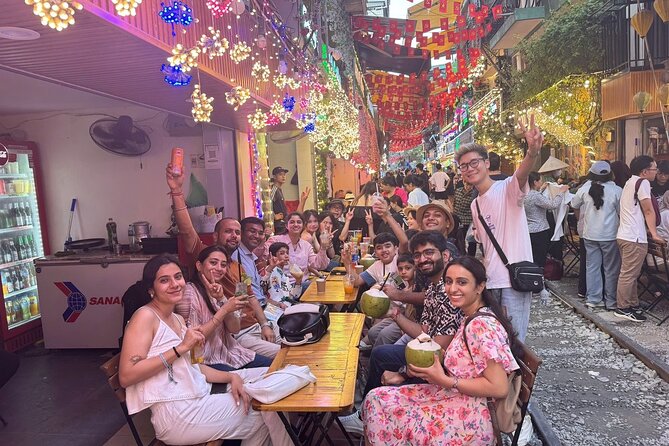 Hanoi Offbeat Jeep Tours - Old Quarter streets and Hanoi Train Street