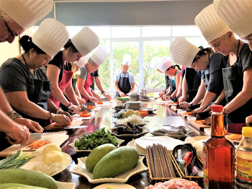 Hanoi: Old Quarter Market Tour and Cooking Class with Meal - Starting at Hoang’s Restaurant in the Old Quarter