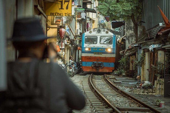 Hanoi On the Tracks Photo Tour - Starting at Hanoi Railway Station