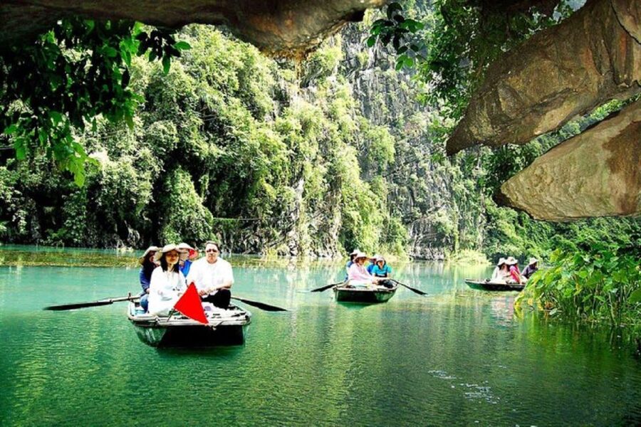 Hanoi: Perfume Pagoda - Yen Stream Boat Ride, Lunch & Cave - The electric car and Yen Wharf